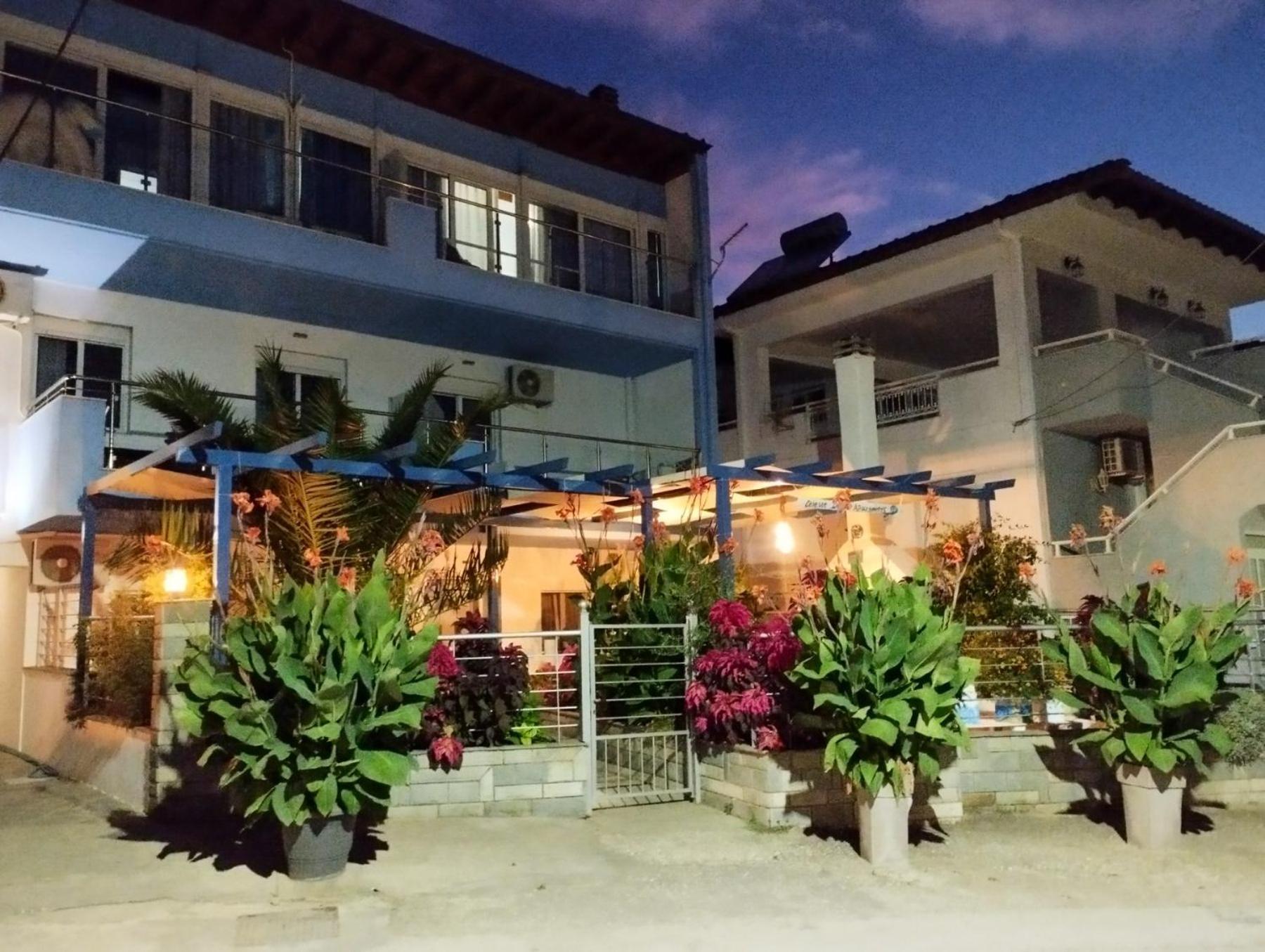 Celeste Deluxe Apartments Skala Potamia  Ngoại thất bức ảnh