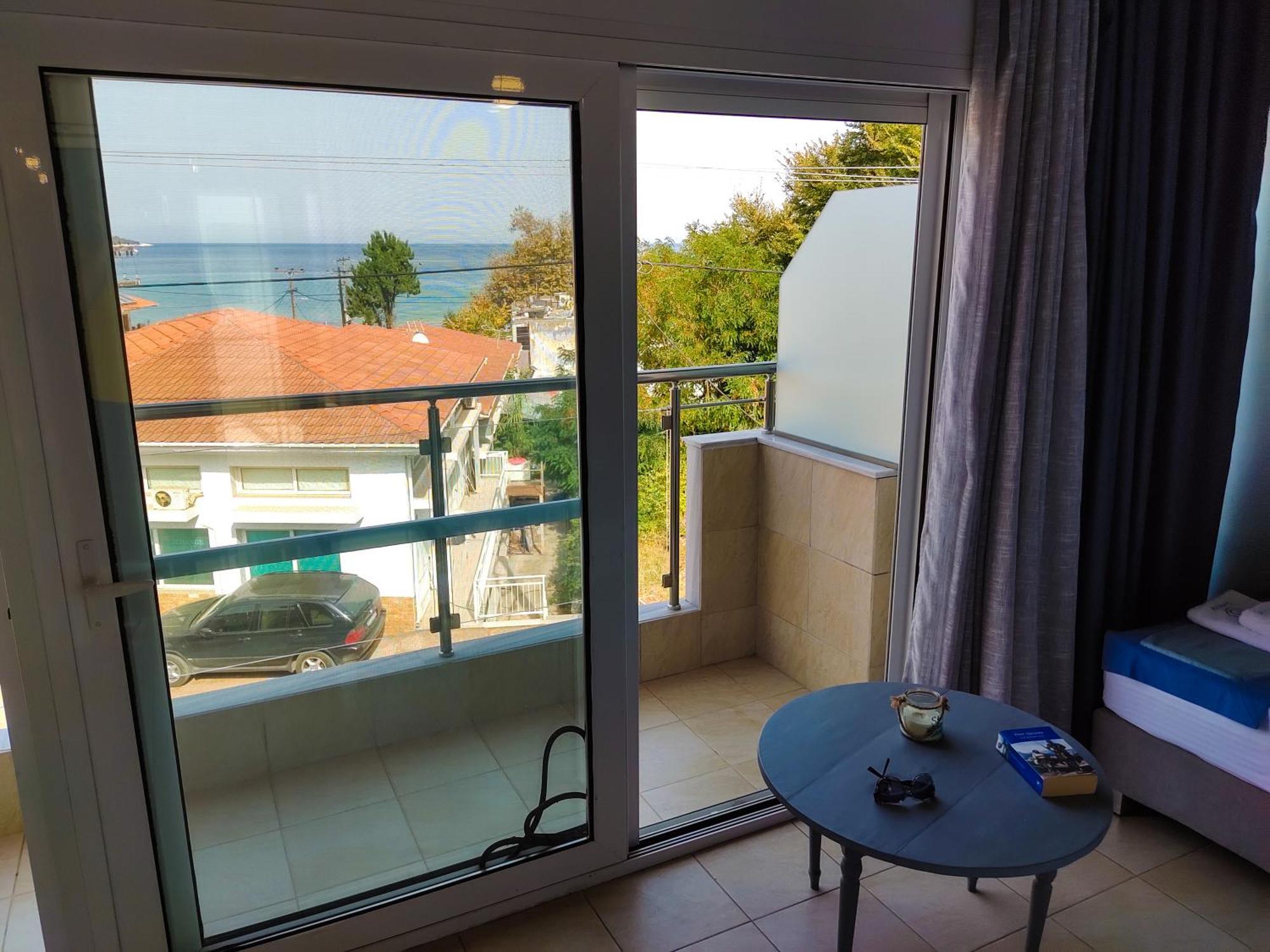 Celeste Deluxe Apartments Skala Potamia  Ngoại thất bức ảnh