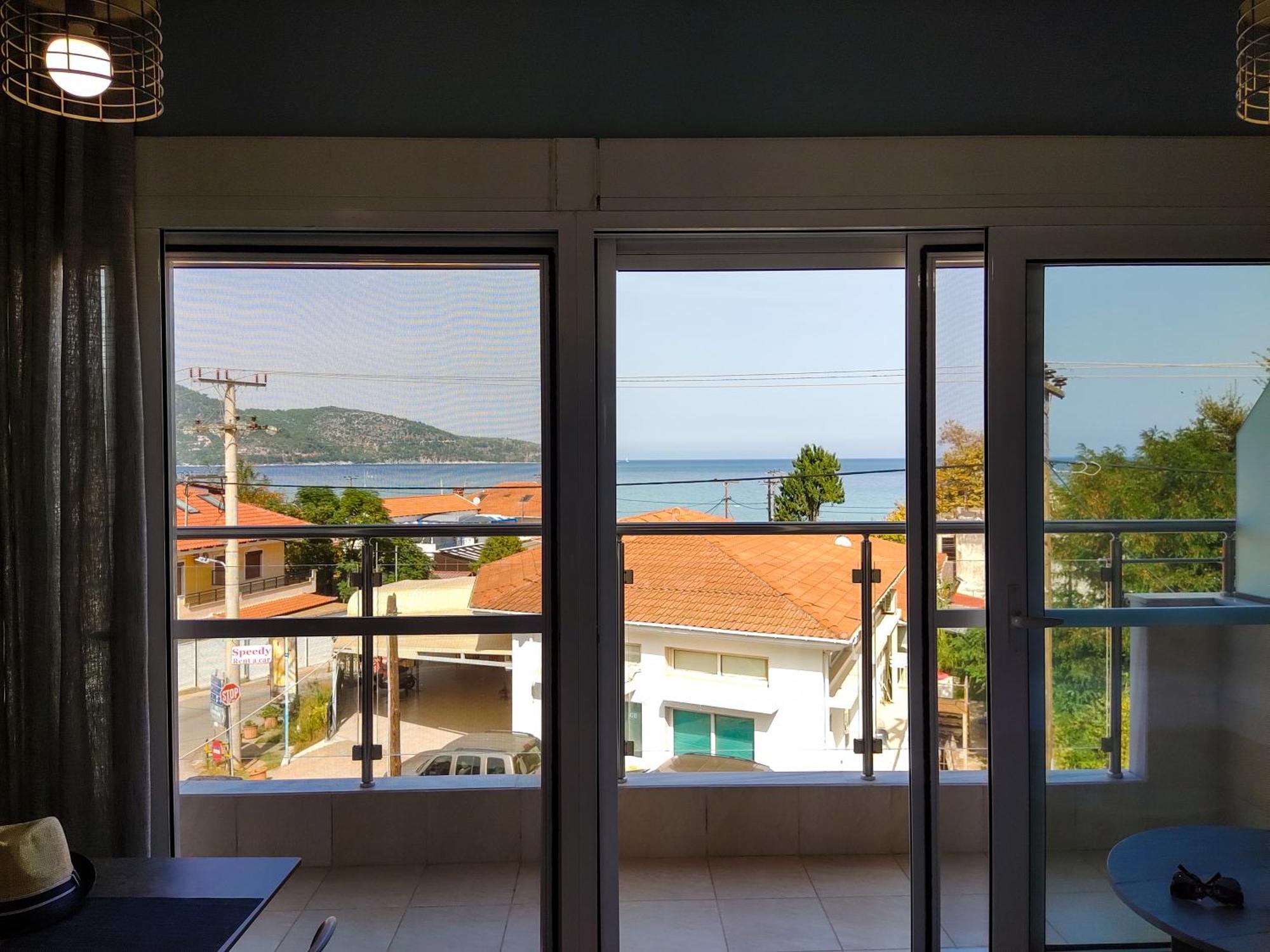 Celeste Deluxe Apartments Skala Potamia  Phòng bức ảnh